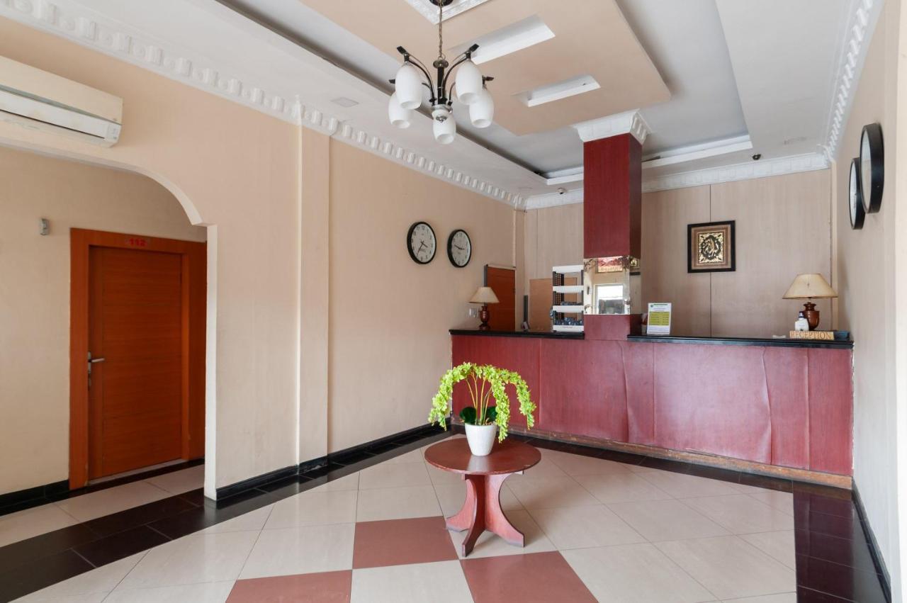Urbanview Hotel Syariah Residence Medan By Reddoorz Luaran gambar